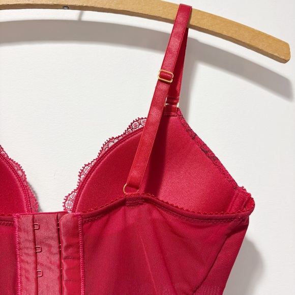 New Pepper Lace Lift Up Corset Scarlet Two Tone Size 32B Red Boning NWT Romantic - Picture 10 of 16